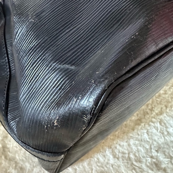 Louis Vuitton Black Epi Leather Petite Noe - Picture 9 of 12